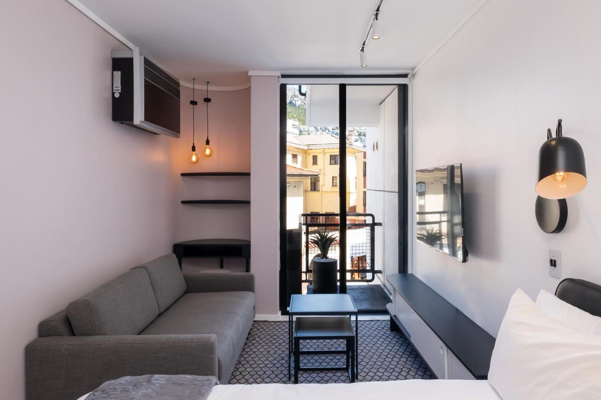 The Flamingo Private Apartments By Perch Stays เคปทาวน์ ภายนอก รูปภาพ